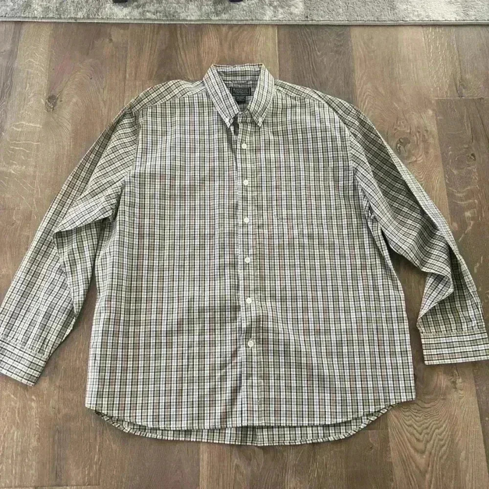 Plaid long sleeve button up